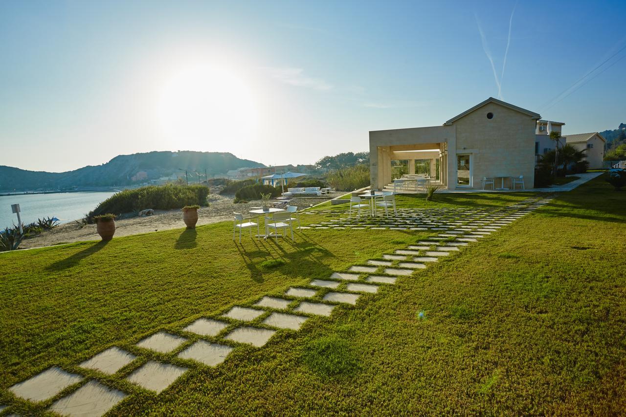 Acantha Boutique Hotel Ereikoussa Экстерьер фото
